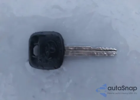 2005 Toyota Camry Le из США, поврежденный, VIN JTDBE32K350317126